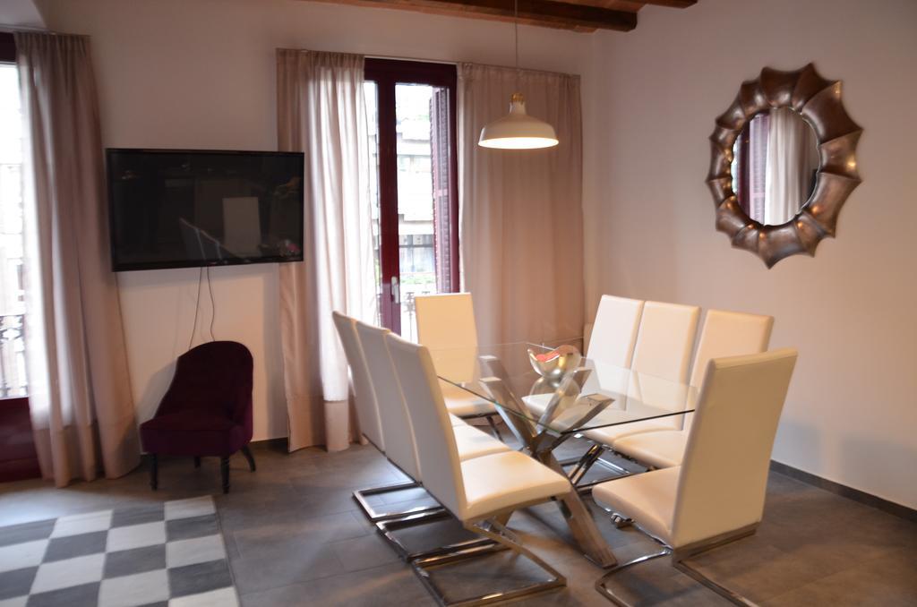 Autentic Eixample Barcelona Room photo